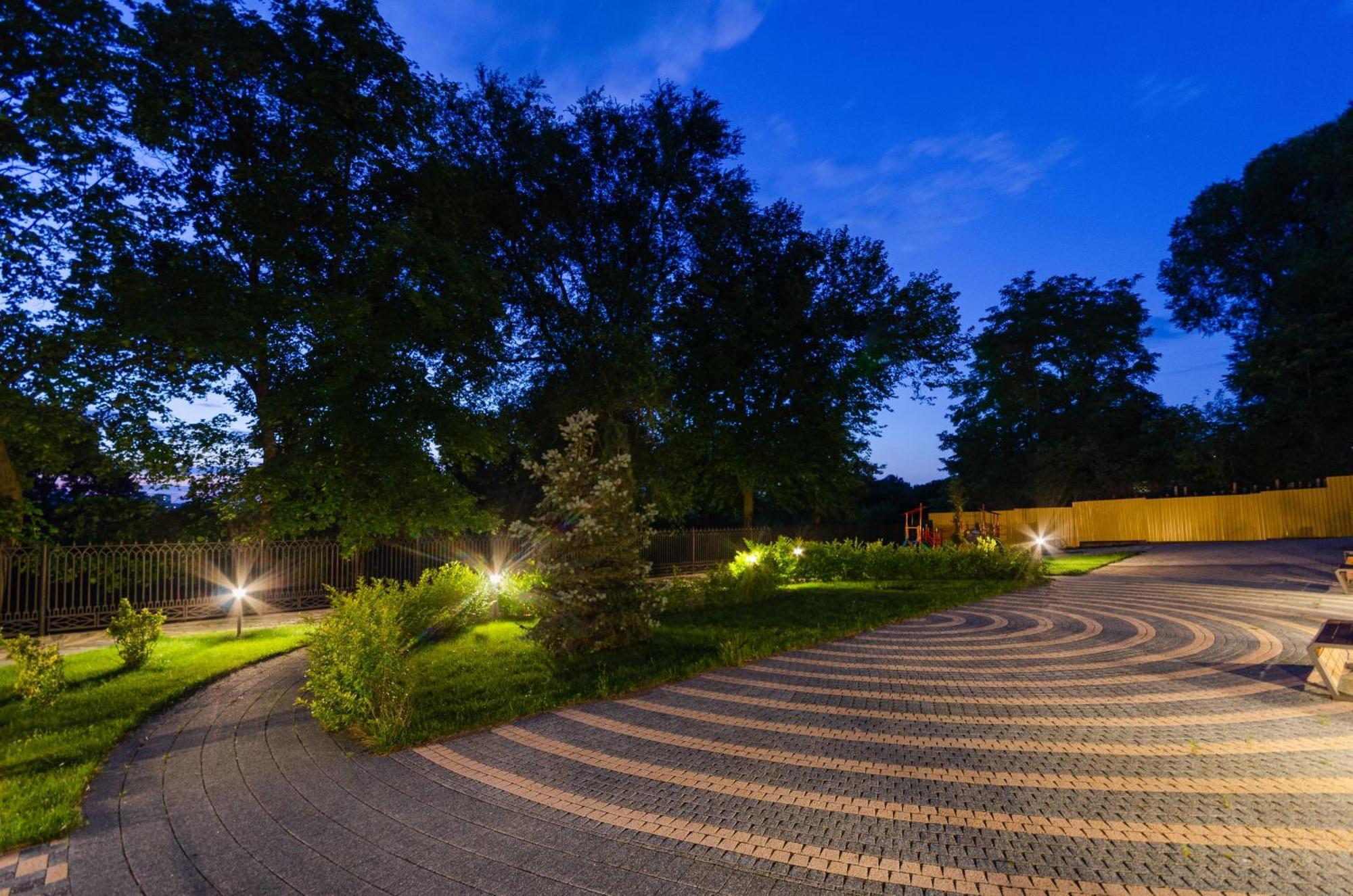 Luxury Apartment Close To The City Centre Chisinau Exterior photo